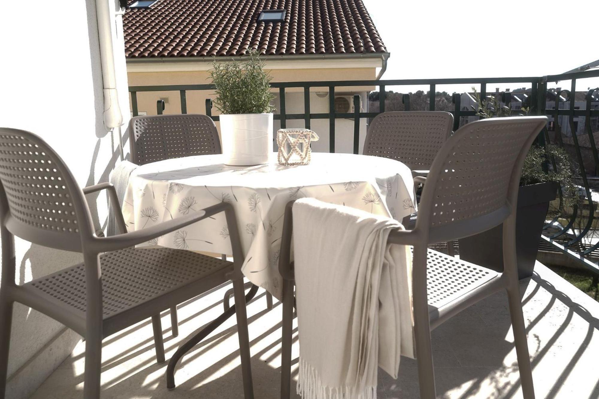 Dandelion Apartment Rovinj-Free Bikes エクステリア 写真
